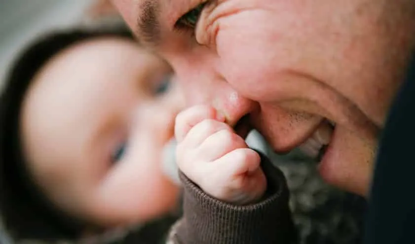Riesgos de la paternidad a edad avanzada